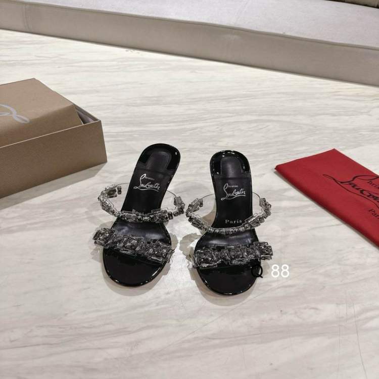 Picture of Christian Shoes _SKUCLsz35-4010CMK05103234